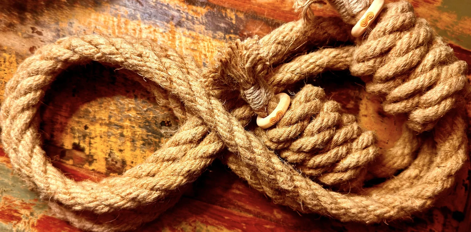 Close up detail of the 12mm River flow rope.